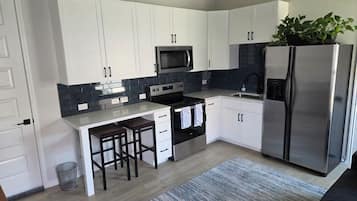 Microondas, horno y parrilla de estufa