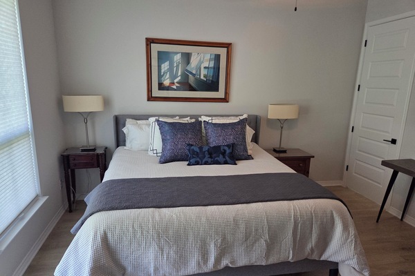 1 slaapkamer, een strijkplank/strijkijzer, wifi, beddengoed