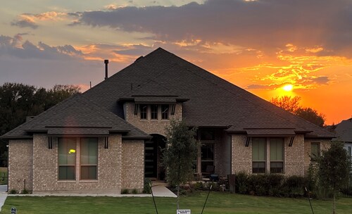 Charming NEW studio in an upscale neighborhood.