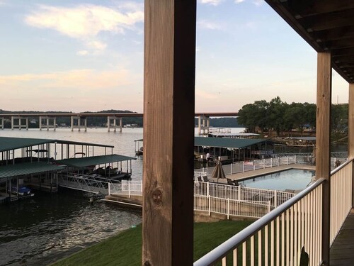 Freeboard at Miramar