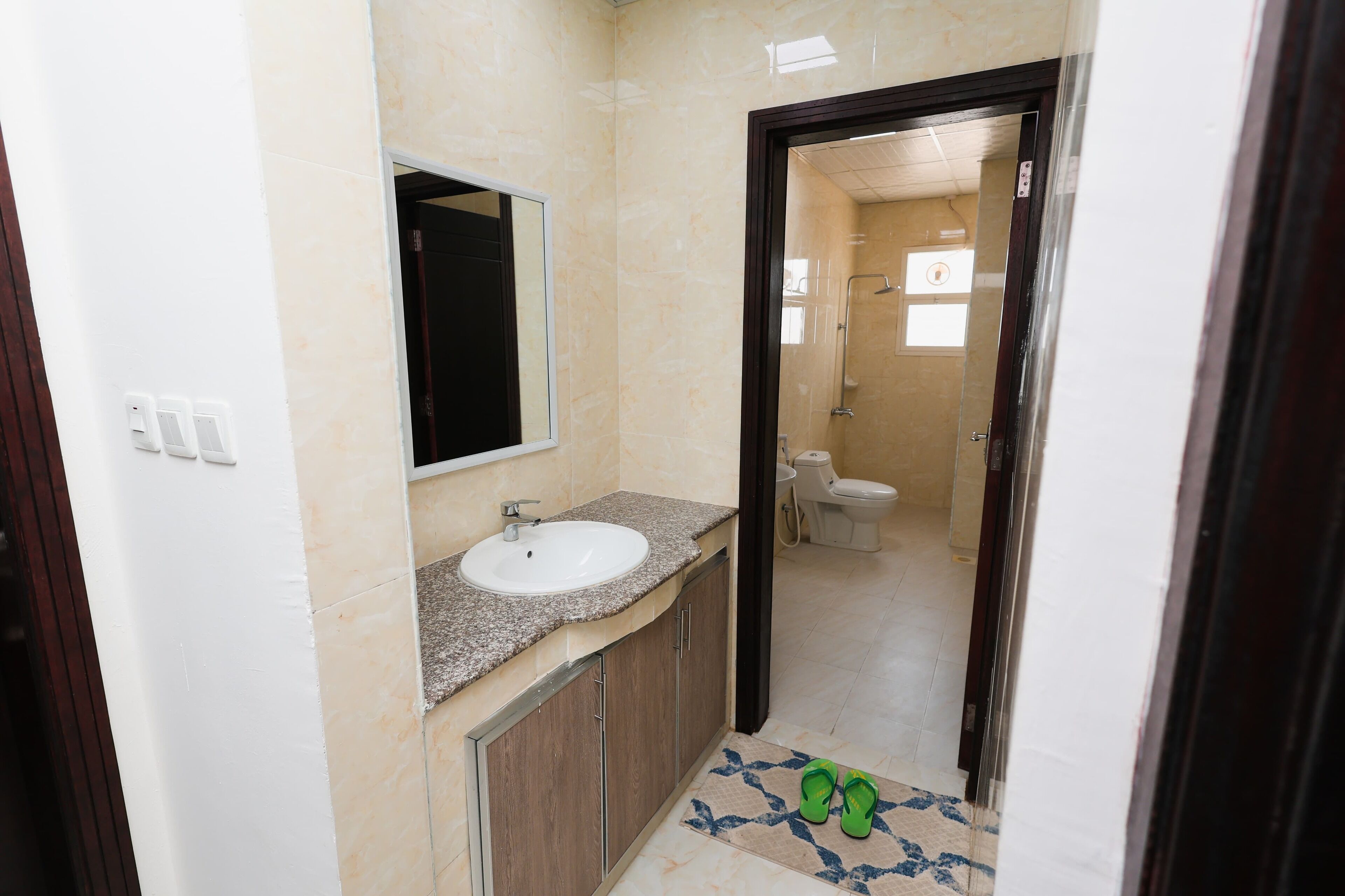 Dúplex Deluxe, balcón, vistas al patio | Baño