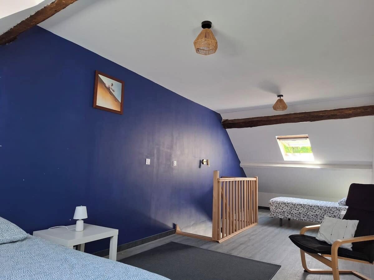 3 makuuhuonetta, silitysrauta/-lauta, vauvan matkasänky, Wi-Fi