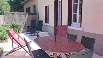 Buiten dineren
