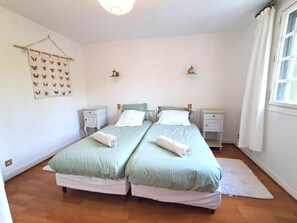 1 bedroom, WiFi, bed sheets