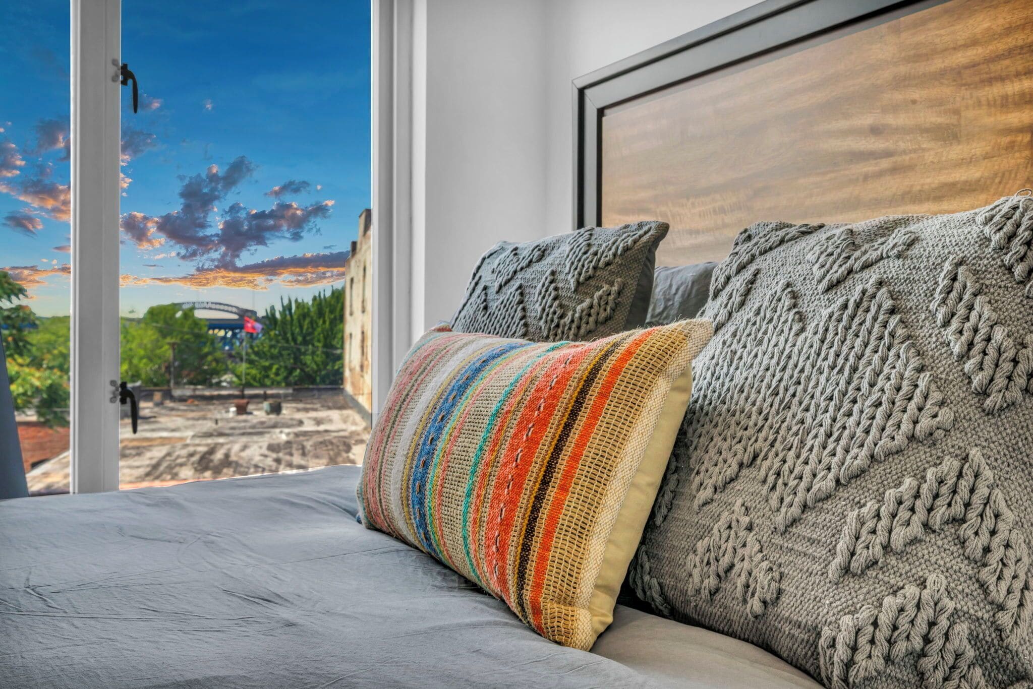 2 makuuhuonetta, silitysrauta/-lauta, Wi-Fi, vuodevaatteet