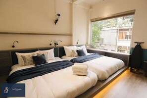 3 bedrooms, iron/ironing board, Internet, bed sheets