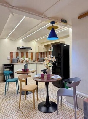 تناول الطعام