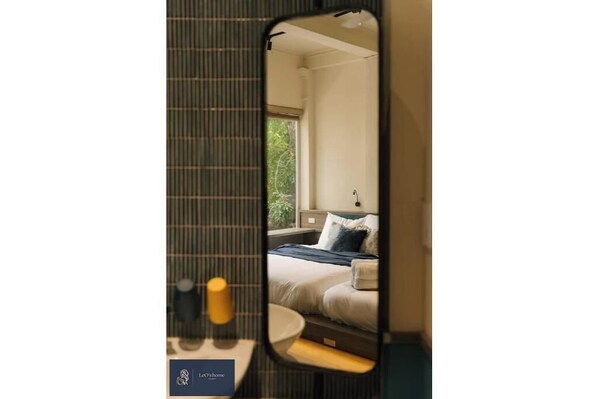 1 bedroom, iron/ironing board, internet, bed sheets