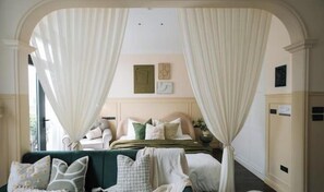 1 bedroom, iron/ironing board, Internet, bed sheets