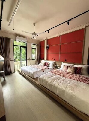 1 bedroom, iron/ironing board, internet, bed sheets