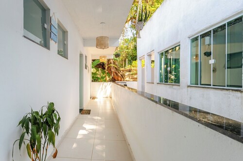 Loft com Varanda e Vista Para o mar em Mangaratiba