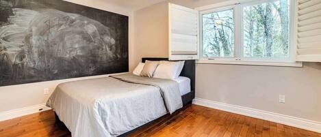 6 makuuhuonetta, Wi-Fi, vuodevaatteet