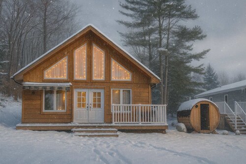 Muskoka Lakefront 3-bdrm Chalet #90