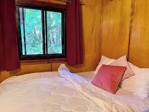 2 makuuhuonetta, vuodevaatteet