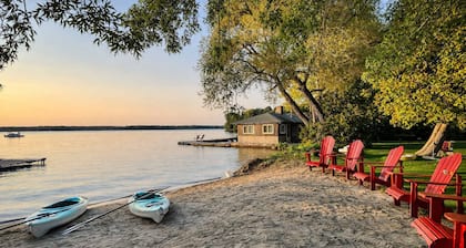 2-bedroom Balsam Lake Lower Boathouse #1A