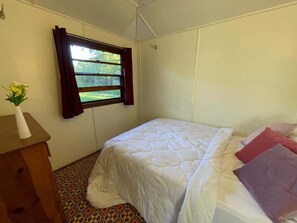 Unclassified image, 2 of 14, button