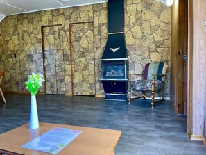 Unclassified image, 4 of 14, button