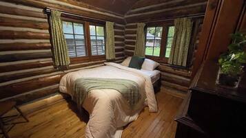 3 bedrooms, bed sheets