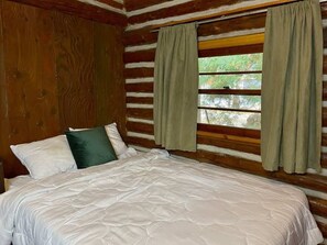 3 bedrooms, bed sheets