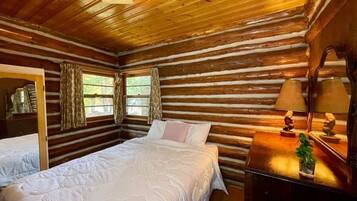 3 bedrooms, bed sheets