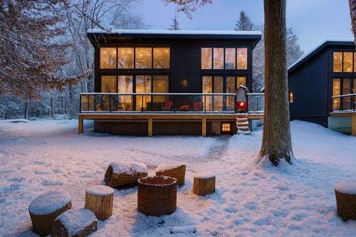 3-bedroom Lakefront Villa #7