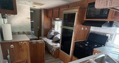 Lakefront RV Cottage in Parry Sound #10