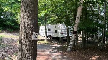 Enceinte de lâhĂ©bergement