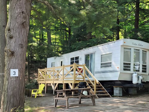 Lakefront RV Cottage in Parry Sound #3
