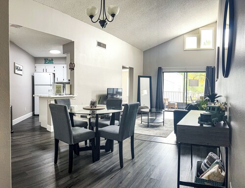 Cozy 1-bedroom Condo in Luxury Gated Community