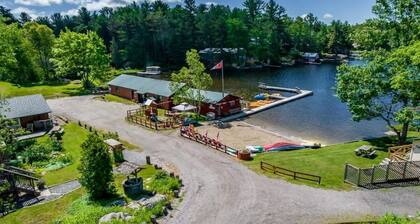 Pine Lake 3-Bedroom Cottage #12 - The Gallery