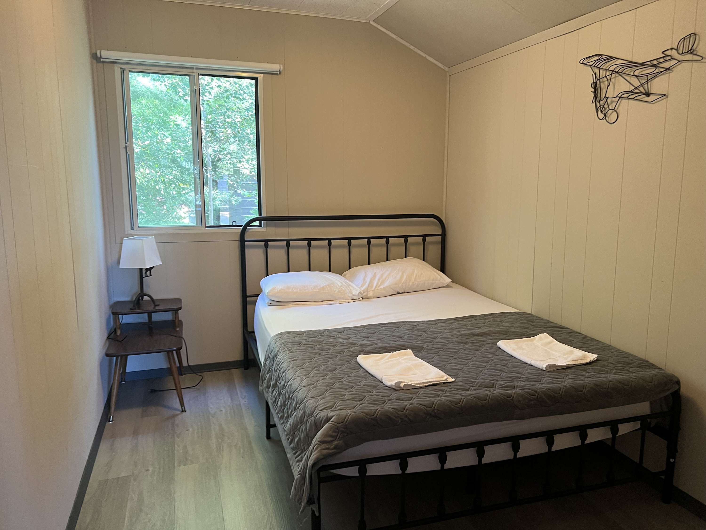 2 makuuhuonetta, vuodevaatteet