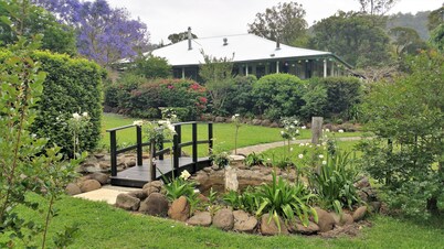 Pet friendly homestead situated on 160 acre farm on Canungra Creek