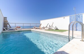 Pool - Gorgeous home in Torrox Costa (Torrox Costa)