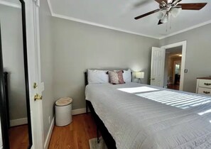 3 Schlafzimmer, Bügeleisen/Bügelbrett, Internetzugang, Bettwäsche