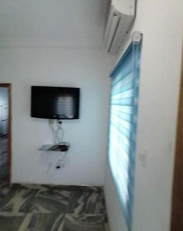 Interior - Jubilee Suite Ogbojo, East Legone (Ogbodjo)