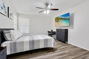 3 bedrooms, iron/ironing board, WiFi, bed sheets