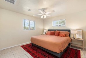 3 bedrooms, WiFi, bed sheets