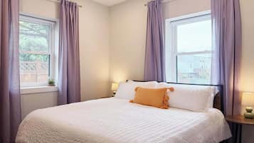 2 bedrooms, iron/ironing board, WiFi, bed sheets