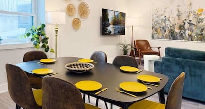 1500 ft² Space | 2 Bed 2 Bath | Large Kitchen