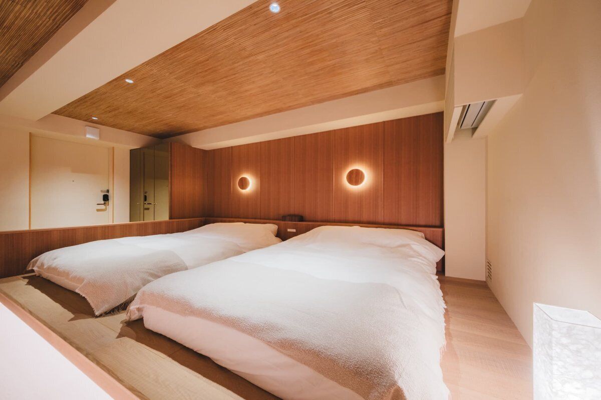 1 chambre, fer et planche à repasser, accès Internet