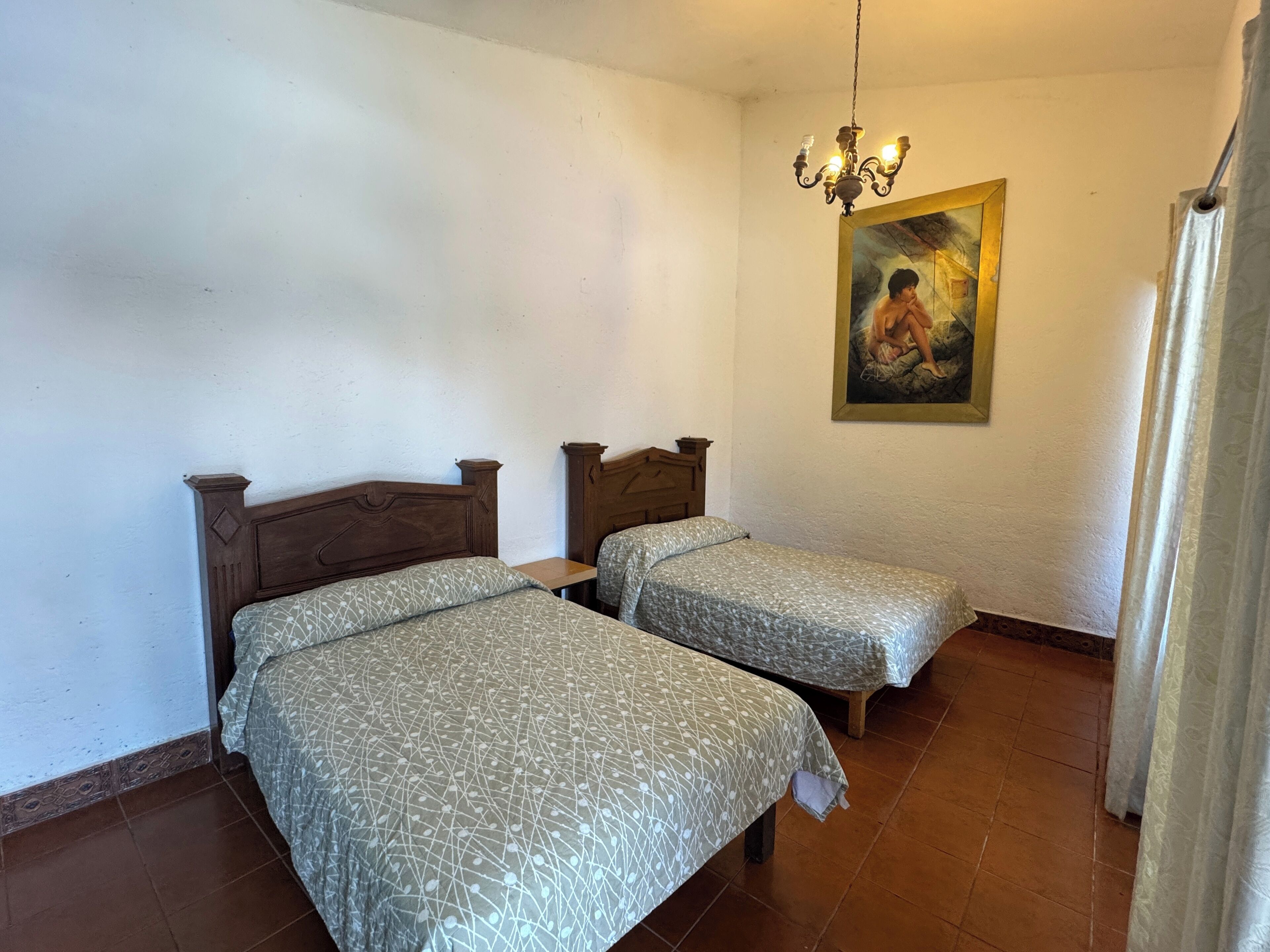 Habitación doble | Escritorio, wifi gratis y ropa de cama 