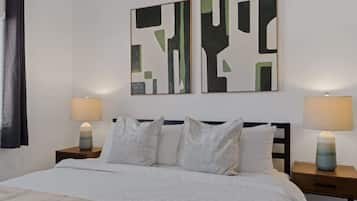 4 bedrooms, WiFi, bed sheets