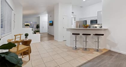 4 Bedroom Retreat in the Heart of Oro Valley