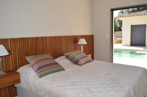4 Schlafzimmer, Bügeleisen/Bügelbrett, WLAN