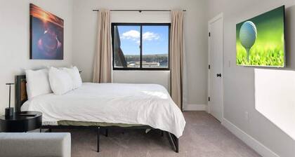 The Bluebird Flagstaff | Luxury| Sleeps 26| VIEWS