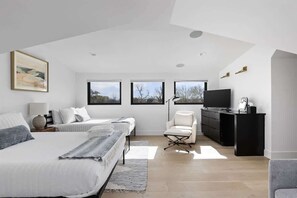 4 bedrooms, WiFi, bed sheets