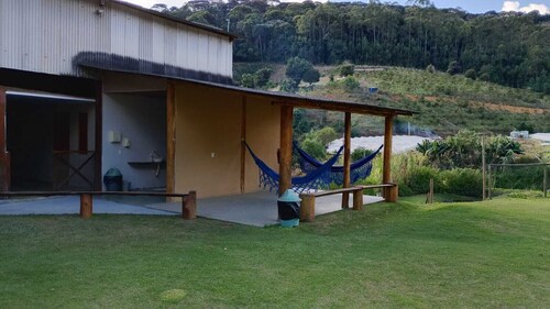 Rustic and Charming Chalet / 30 km Pedra Azul