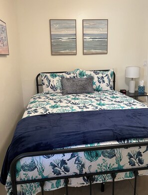2 habitaciones, tabla de planchar con plancha y wifi gratis 