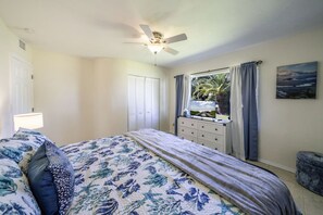 2 bedrooms, desk, iron/ironing board, free WiFi