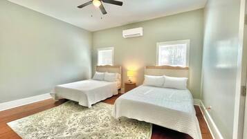 1 chambre, fer et planche à repasser, Wi-Fi gratuit, draps fournis